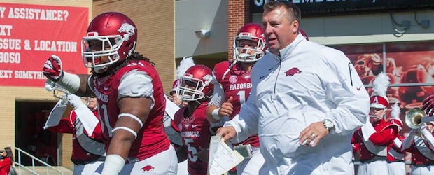 What just happened to the razorbacks Bielema leads team on field